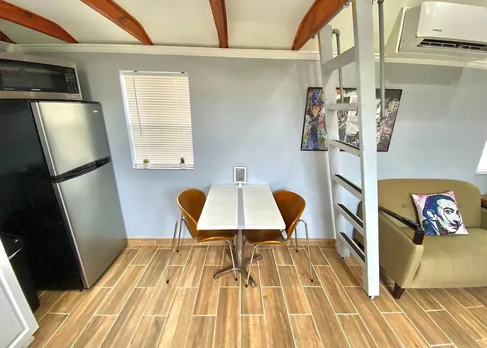 Modern Cottage Tiny-Home 4Miles To Legoland