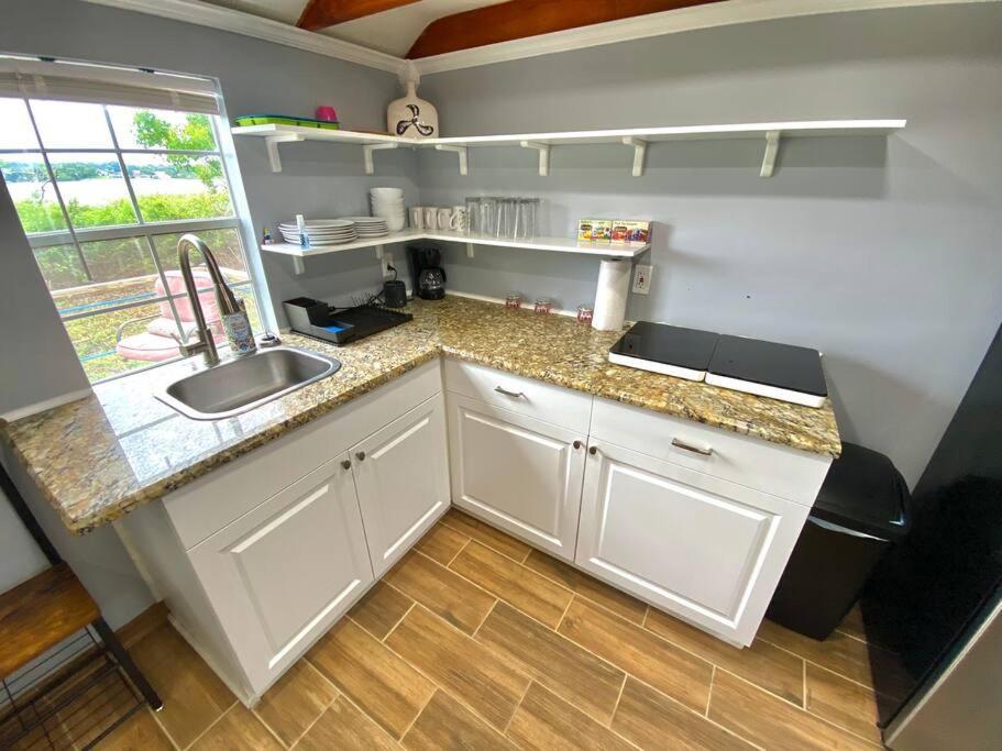 Holiday home Modern Tiny-home 4miles To Legoland *
